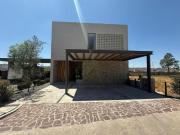 Casa en venta ubicada en el Fraccionamiento Altozano