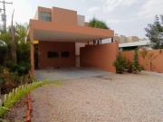 Casa en venta ubicada en esquina en Paraíso Cholul,...