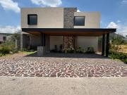 Casa en venta ubicada en Fraccionamiento Altozano