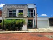CASA EN VENTA UBICADA EN LA CEJA SECTOR VIVA