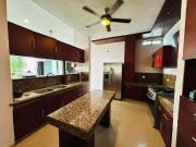 CASA EN VENTA UBICADA EN MONTEBELLO MERIDA