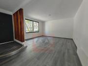 Casa en Venta, ubicado en Residencial Jacarandas en...