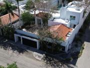 Casa en venta una planta en esquina Mérida Yucatán,...