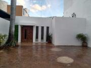 Casa en Venta – Una Planta, Equipada y Amueblada* Frente...