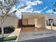 Casa en venta una planta Mod. Aurea Privada Aldoria Conkal