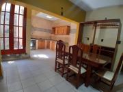 CASA EN VENTA. Únzaga N 144, B° P. Aguirre