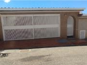 CASA EN VENTA. URB. LA TAHONA