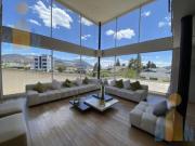Casa en venta urbanización el Condado, Moderna