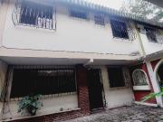 Casa en Venta Urdesa Central avenida Las Monjas y El...