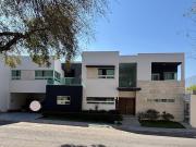 CASA EN VENTA EN VALLE DE CRISTAL