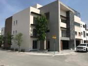 CASA EN VENTA VALLE DE CUMBRES PREMIER