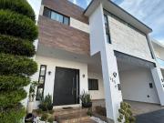 CASA EN VENTA | VALLE DEL CRISTAL | RECÁMARA PLANTA BAJA...