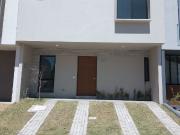 Casa en Venta Valle Imperial, Coto Castaño de 3...