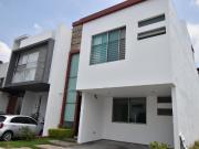 Casa en venta Valle Imperial coto Imperio Maya