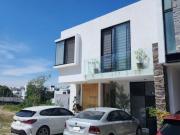 CASA EN VENTA ZAPOPAN NORTE VALLE IMPERIAL