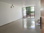 Casa en venta, Valle imprerial, Condominio Almendros