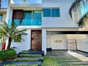 CASA EN VENTA VALLE REAL