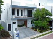 Casa en Venta Vía Cumbres, Cancún