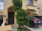 Casa en venta Villa California