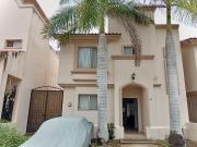 Casa en venta Villa California, coto 5, 3 recámaras,...