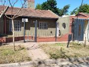 Casa en venta Villa Elisa 3 dormitorios cochera 2 autos