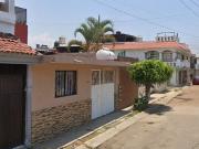 CASA EN VENTA Villas de la Fuente, Uruapan, Michoacán,...