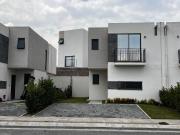 Casa en Venta | Villas del Campo – Modelo Burdeos, Calimaya