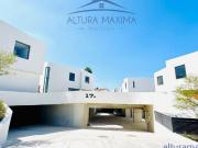 Casa en Venta Virreyes Residencial Zapopan