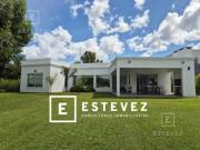 Casa en venta, vista a laguna. Barrio Cerrado San...