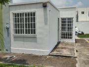 CASA EN VENTA VIÑEDOS DE 1 PLANTA EN ESQUINA, SE ACEPTA...
