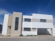 CASA EN VENTA VIÑEDOS PALMA REAL