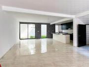 Casa en Venta, Xalapa. Ubicada en Ánimas,...