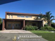 Casa en venta y alquiler 7 ambientes en Haras Santa...