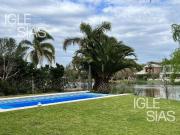 Casa en venta y alquiler al lago en San Isidro Labrador,...