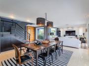 Casa al lago en venta y alquiler anual semiamoblada. El...