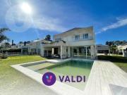 Casa en venta y alquiler Barrio Saint Thomas Oeste, Canning