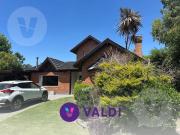 Casa en venta y alquiler con o sin muebles Barrio Campos...