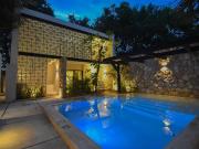 CASA EN VENTA Y DEPARTAMENTO PETIT CERCA DE PASEO DE...