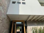 CASA EN VENTA Y EN RENTA EN CLUB Y DENTRO DEL CAMPO DE...