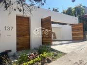 Casa en venta y renta en Bugambilias Av. Reno Norte,...