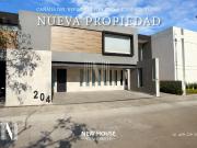 Casa en venta y renta en Cañada del Refugio, León,...