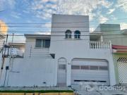 CASA EN VENTA Y RENTA EN COLONIA PETROLERA,...