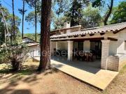 Casa en venta y renta en condominio cerca de la glorieta...