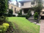 Casa en Venta y Renta en Lomas de Chapultepec
