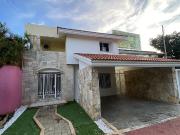 CASA EN VENTA Y RENTA, MONTERREAL, MÉRIDA, YUCATÁN