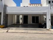 Casa en venta y renta Privada Gema