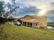 Casa en venta Yerbabuena