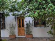 Casa en Venta y/o Alquiler, 4 ambientes, en Liniers, CABA