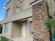 Casa en venta y/o alquiler Haras Maria Victoria