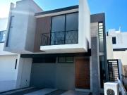 Casa en Venta Zakia, Amplios Espacios, Amenidades